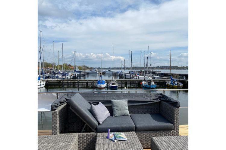 Hausboot Fjord Ankerplatz Mit Biosauna In Шлезвиг Экстерьер фото